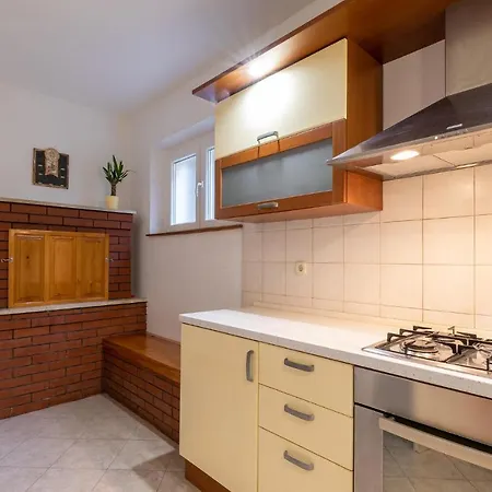 Holiday home Beautiful In With Kitchen *