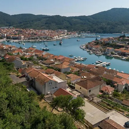 Beautiful In With Kitchen Holiday home Vela Luka